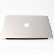 Apple MacBook Air 13-inch 1.6GHz Core i5 / 8GB RAM / 256GB SSD Laptop - Refurbished